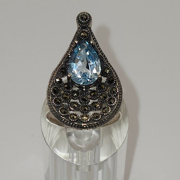 .925 Sterling Silver Blue Topaz Teardrop Vintage Style Ring. Size 9 Value $705 - Picture 3 of 8